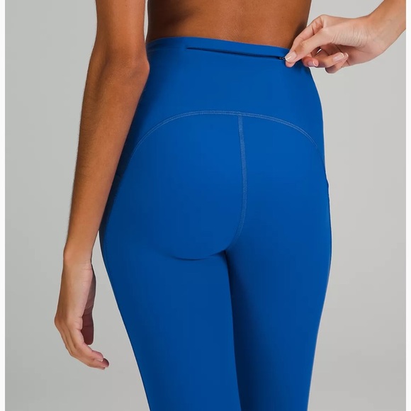 Lululemon swift speed hi-rise crop 23” blazer blue tone leggings - Picture 4 of 8